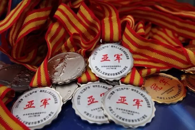 迪班萨：夏联首要目标是赢球 我要找准场上定位开发多元得分手段